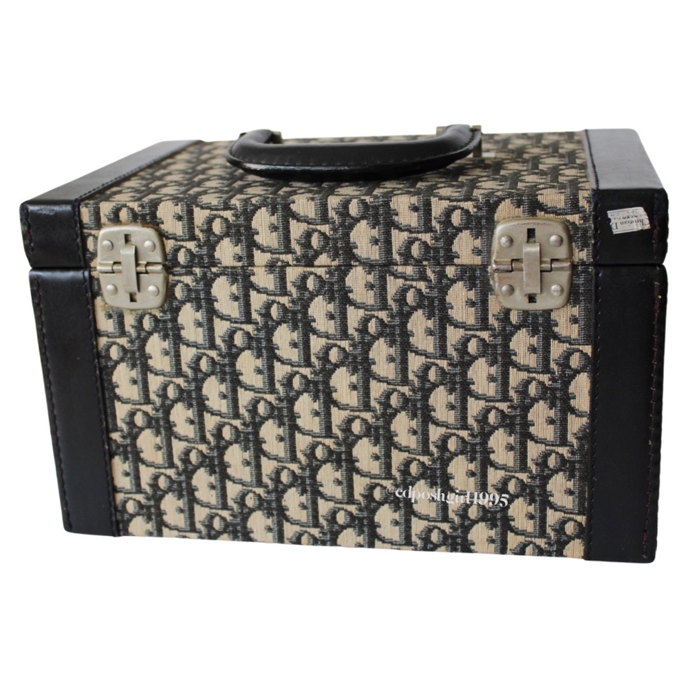 1970s Christian Dior Vanity Train Case Iconic Oblique Canvas with Keys & Tag - Picture 4 of 16
